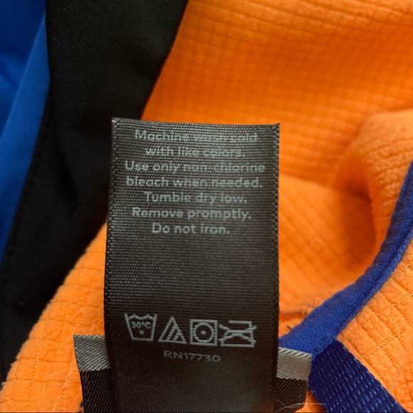 Champion Colorblock Hooded Jacket - Picture 7 of 7
